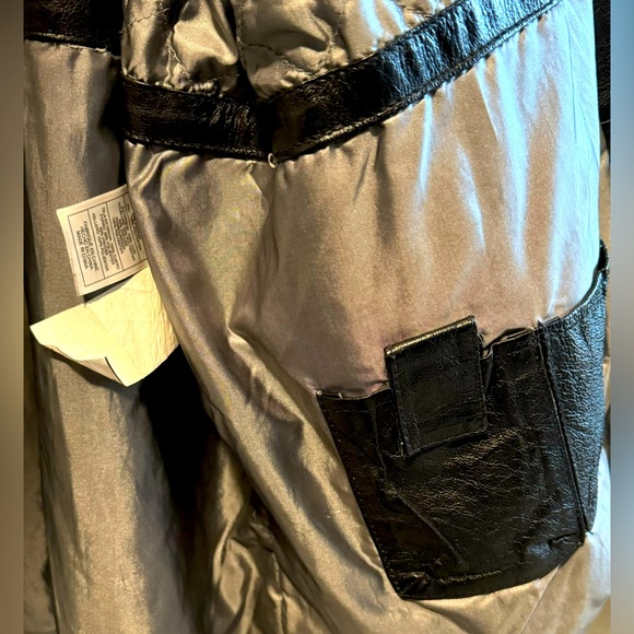 🧥 Big & Tall Harbour Bay Leather Coat - 3XLT - $150 CAD 🕶️ - Picture 5 of 13